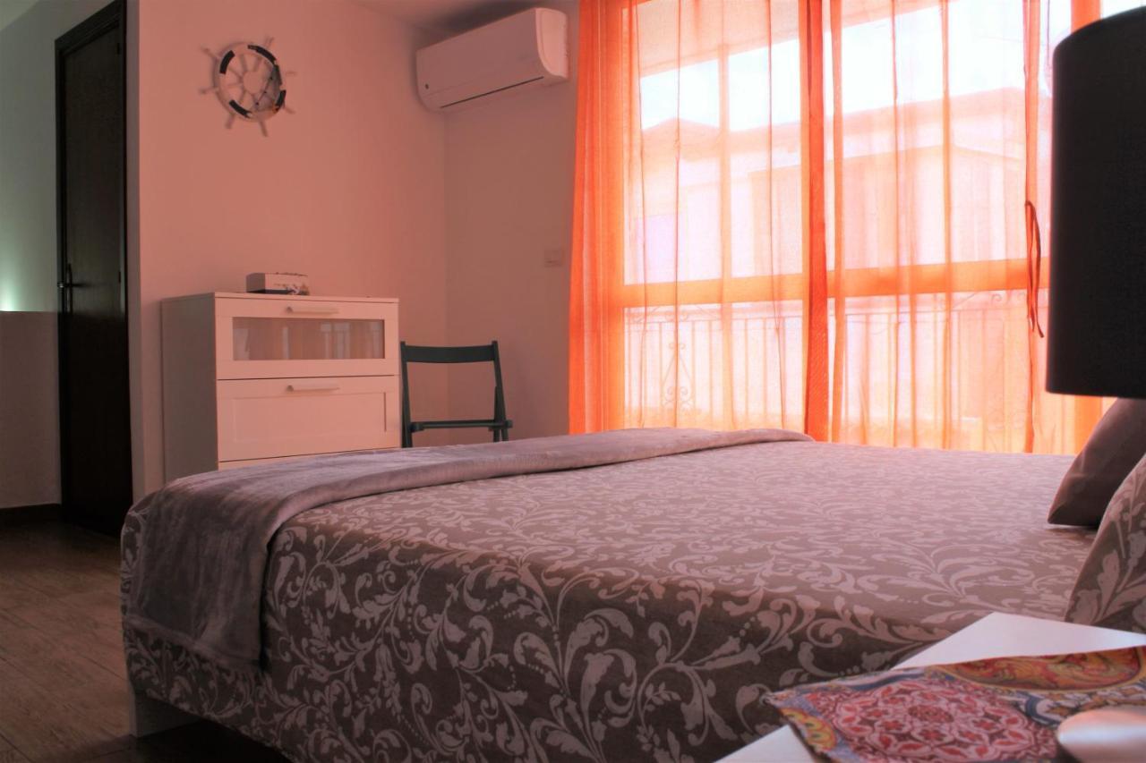 Appartement Casa Peppino à Letojanni Extérieur photo